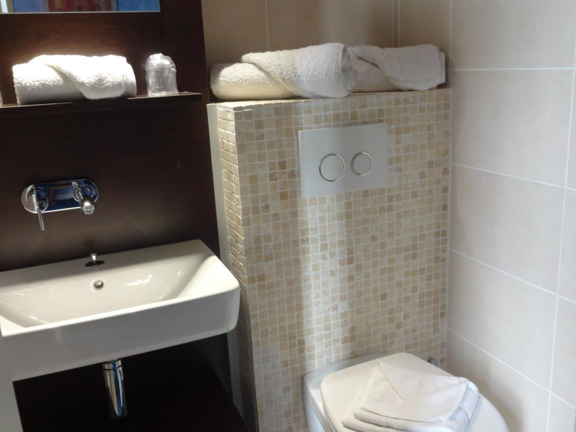 Hotel La Champagne Ardenne Cabourg Habitación foto